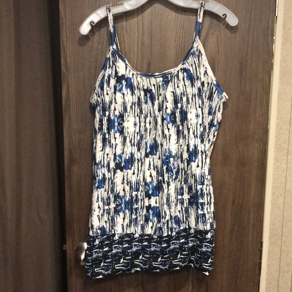 Swimsuit top with 2x bottoms